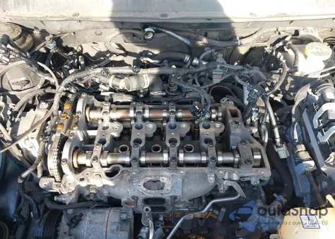 2019 Jeep Cherokee Overland 4X4 из США, поврежденный, VIN 1C4PJMJN1KD123900